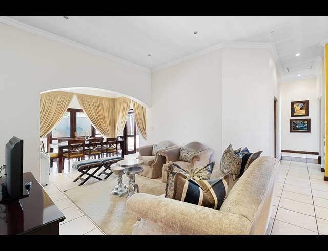 3 BEDROOM HOUSE FOR SALE IN DOUGLASDALE